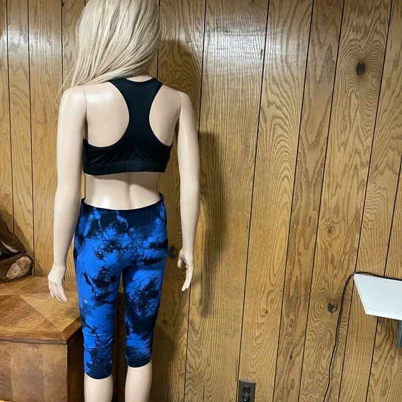 Lululemon" In the Flow Crop leggings black and blue-Size (6) - Picture 4 of 16